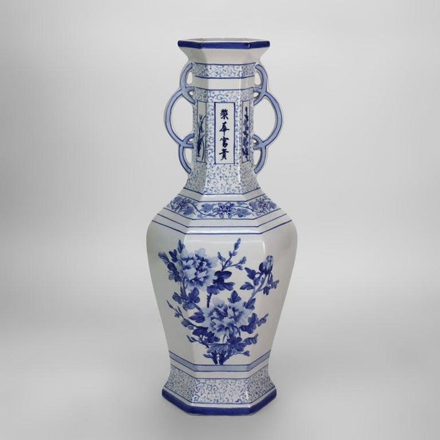 Early 20th Century Large Blue & White Chinese Floral & Figural Hand Painted Porcelain Faceted Vase For Sale - Image 6 of 6