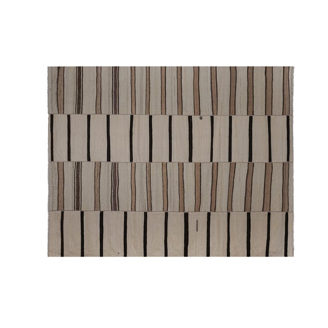 Decorative Oversized Turkish Kilim Rug 9'4'' X 12'6'' For Sale - Image 4 of 12