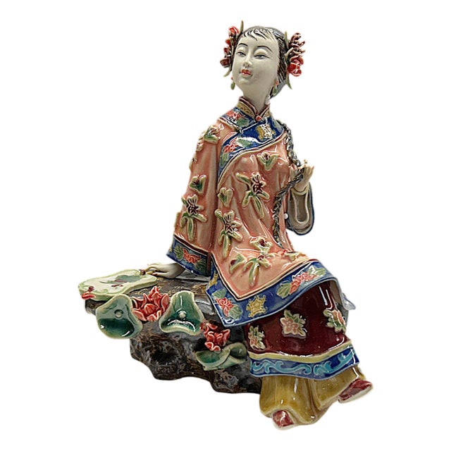 Chinese Porcelain Qing Style Dressing Resting Fan Lady Figure For Sale
