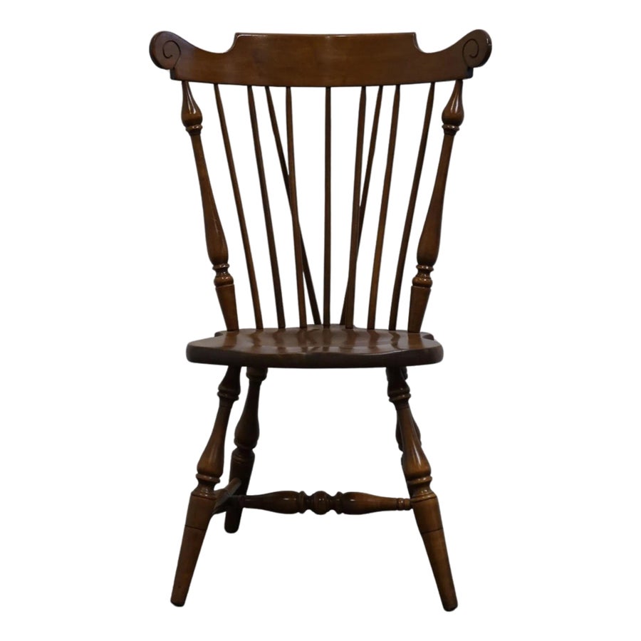 Ethan Allen Heirloom Nutmeg Maple Colonial Early American