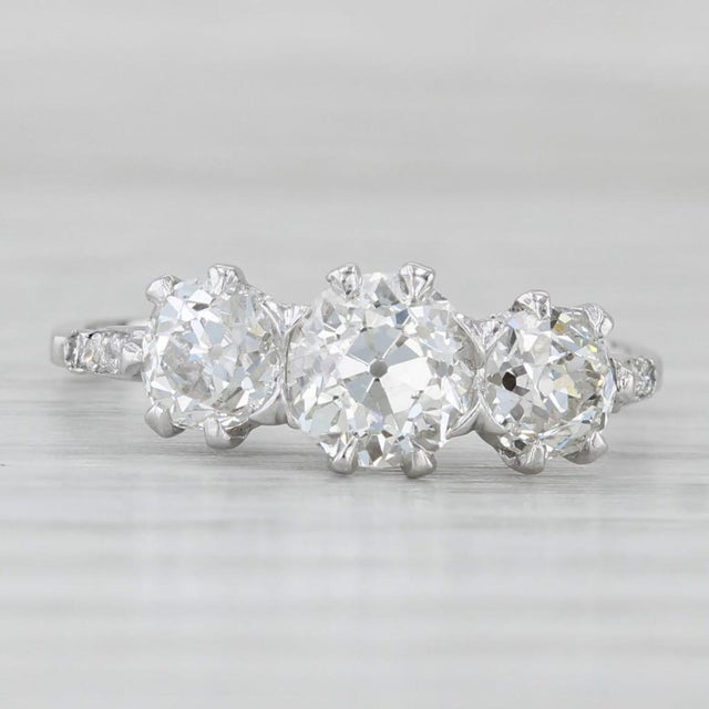 1.91ctw Diamond Round 3-Stone 14k White Gold Size 6.25 Engagement For Sale - Image 4 of 8