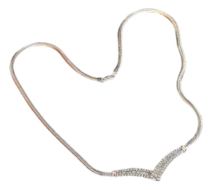 14kt White Gold and Diamond v-Shaped Herringbone Chain Necklace