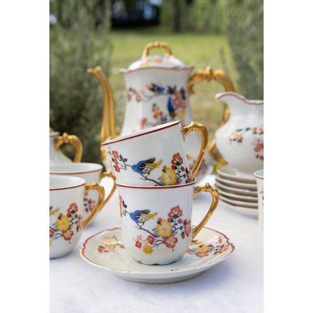 Signed Malaveix et Granger. The service consists of the following 16 pieces: 6 cups, 6.8 cm diameter, 6.5 cm high 7...