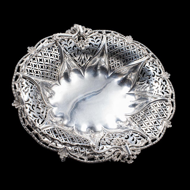 Metal Vintage Decorative Cake Basket, English, Silver Plate, Fruit Dish, Mid Century For Sale - Image 7 of 12