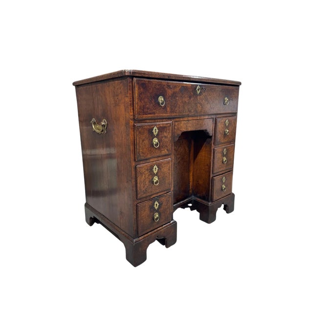 18th Century English George III Burl Walnut Kneehole Desk For Sale In New York - Image 6 of 11