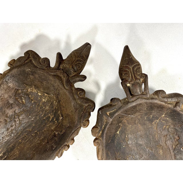 Wood Large South East Asian Ceremonial Hand Carved Wood Bowls / Dishes, a Pair (Dayak - Borneo) For Sale - Image 7 of 12