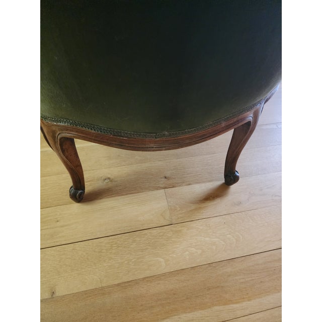 Vintage Club Arm Chair For Sale - Image 6 of 8