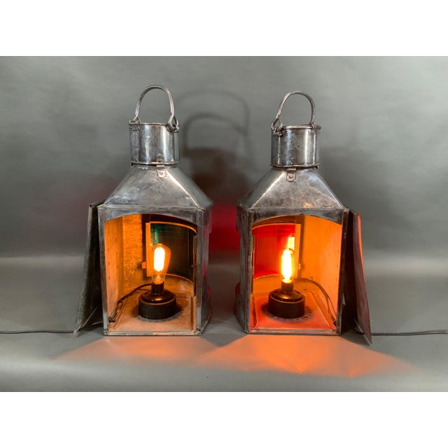 Metal Pair of Port and Starboard Ship Lanterns by Meteorite "P18124" & "P137559" For Sale - Image 7 of 8