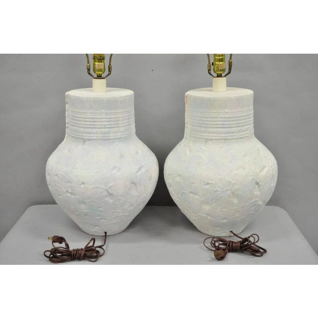 Vintage Postmodern Beach House Ceramic Plaster White Bulbous Table Lamps, a Pair For Sale - Image 10 of 11