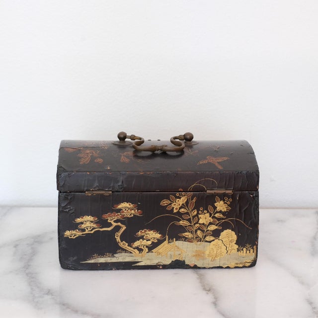 Chinese Antique Chinese Export Black Lacquered Tea Caddy Box For Sale - Image 3 of 6