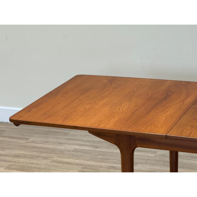Wood Mid-Century Modern Double Extending Dining Table from McIntosh, 1960s For Sale - Image 7 of 17