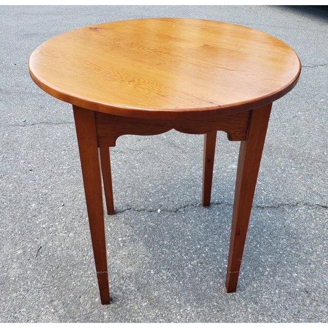 A beautifully hand-crafted solid pine lamp table made by the Amish Artisans of Lancaster County in Eastern Pennsylvania....
