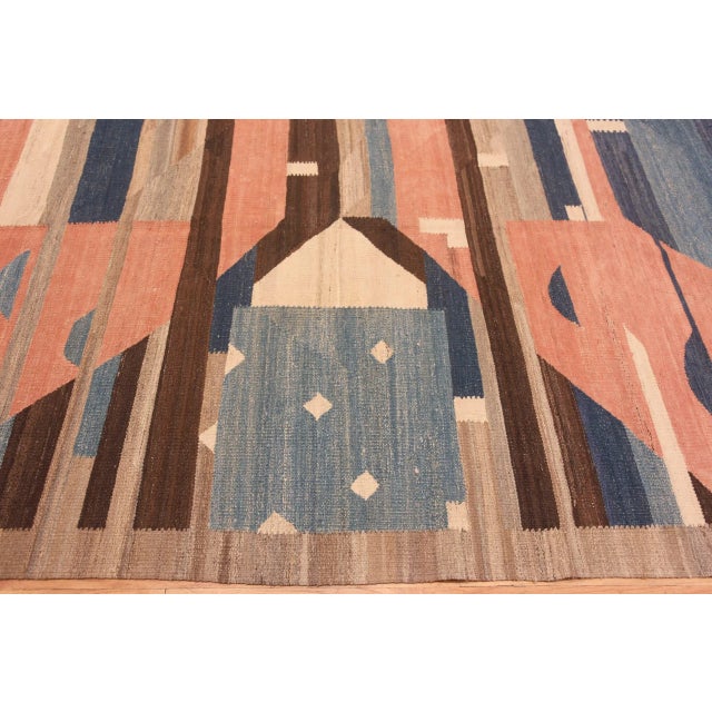 Early 21st Century Large Mid Century Modern Kilim Area Rug For Sale - Image 5 of 10