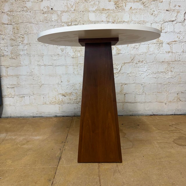 Mid-Century Modern Tribeca Side Table Walnut and White Lacquer For Sale - Image 3 of 9