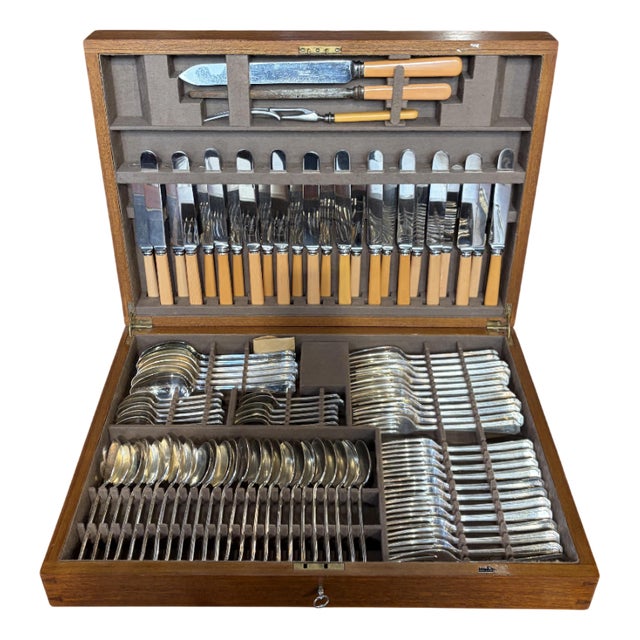 Cutlery Box from Mappin & Webb, 1930s, Set of 91 For Sale