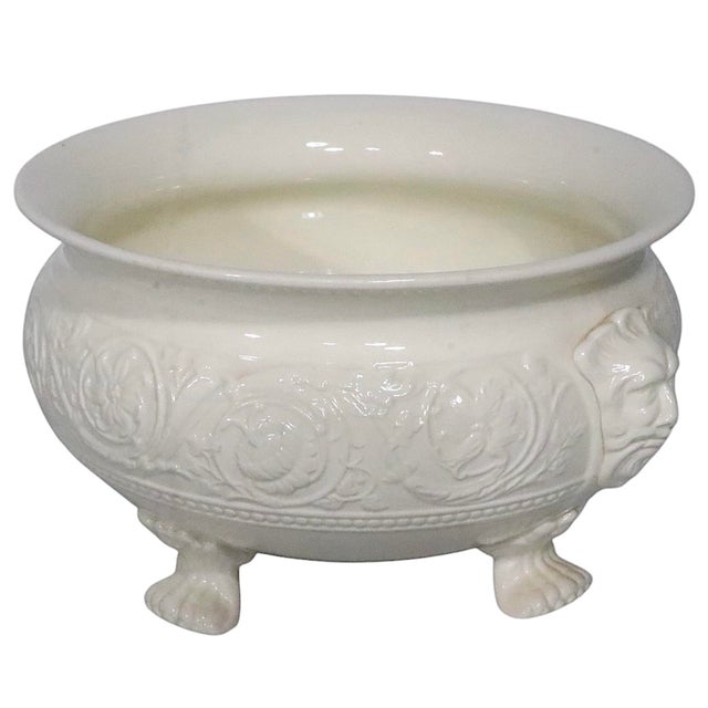 White Wedgewood Patrician Maskaron Tureen Footed Bowl For Sale - Image 8 of 12