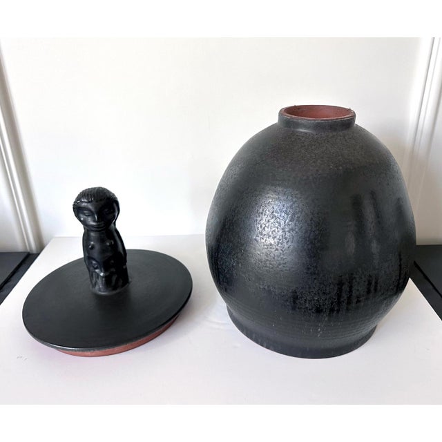 Modern Large Early Unique Glazed and Sculpted Ceramic Vessel Mary and Edwin Scheier For Sale - Image 3 of 14