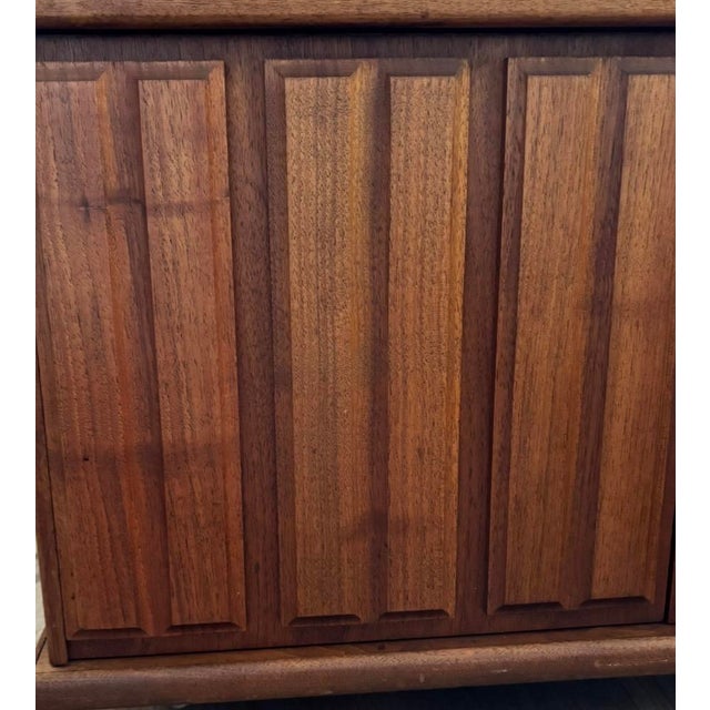 1960s Mid Century Modern Fluted Wood Coffee Table For Sale In Phoenix - Image 6 of 10