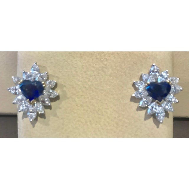 Contemporary GIA Certified Ceylon Heart Shape Sapphire & 3.5 Carat Diamond Stud Earring 18KG For Sale - Image 3 of 18