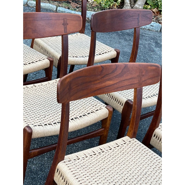 1950s Mid-20th Century Model Ch-23 Teak and Oak Dining Chairs by Hans Wegner for Carl Hanson and Son, Denmark - Set of Six For Sale - Image 5 of 11