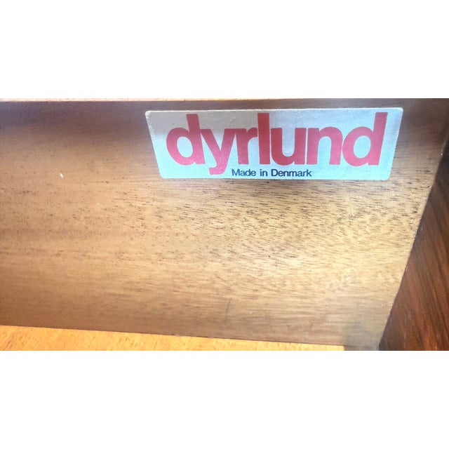 1960s Pair of Danish Modern Dyrlund Rosewood Floating Nightstands or Bedside Cabinets For Sale - Image 11 of 12