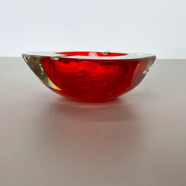Glass Murano Glass Faceted Sommerso Ashtray, Italy, 1970s For Sale - Image 7 of 18