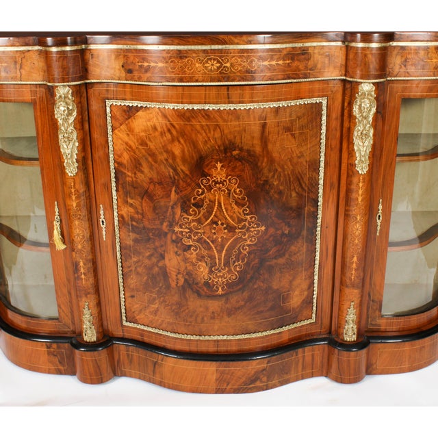 Antique Victorian Serpentine Burr Walnut Marquetry Credenza, 19th Century For Sale - Image 3 of 18