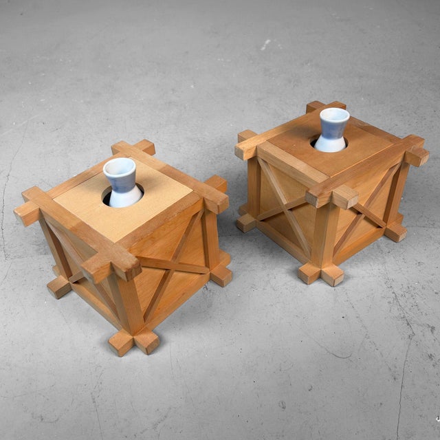 Wood Japanese Shinto Sakaki Flower Stands in Kiso Hinoki Wood, 1970s, Set of 2 For Sale - Image 7 of 16