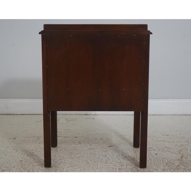 Pair of Drexel Heritage Mahogany Chippendale Style Nightstands For Sale - Image 17 of 18