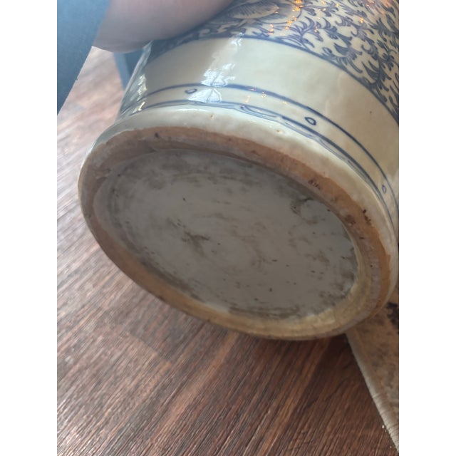 Antique Chinese Porcelain Blue and White ‘Double Happiness’ Vase, Circa 1890 For Sale In Los Angeles - Image 6 of 12