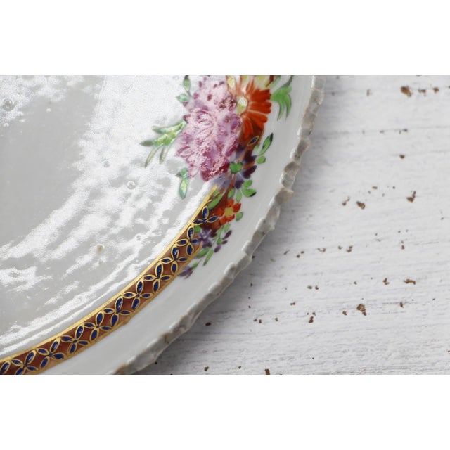 Chinese 18th Century Antique Qianlong Famille Rose Plate For Sale - Image 3 of 13