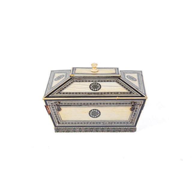 English Antique Anglo-Indian Sadeli Mosaic Bone Box, Sarcophagus Form, 19th C. For Sale - Image 3 of 6