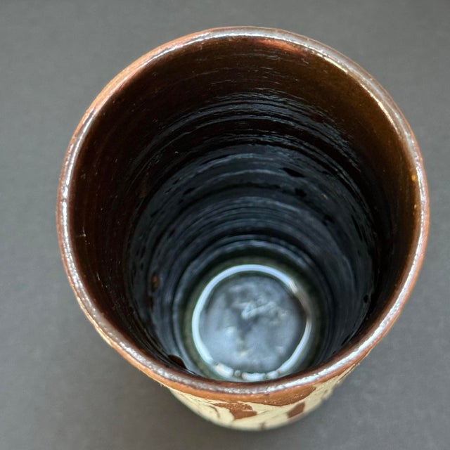 1983 Incised Stoneware Studio Pottery Vase by George Genzler - Signed For Sale In Chicago - Image 6 of 7