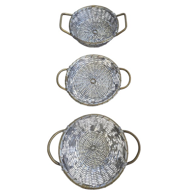 Vintage Woven Silver and Brass French Provincial Style Market Baskets- Set of 3 For Sale - Image 14 of 16