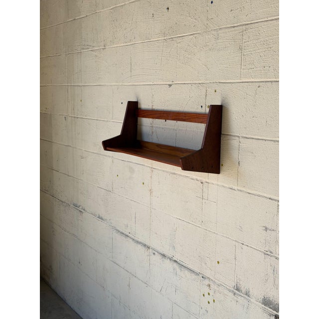 Brown Vintage Danish Teak Wall-Mounted Shelf With Sculptural Side Supports – Mid-Century Modern Scandinavian Floating Bookshelf For Sale - Image 8 of 11