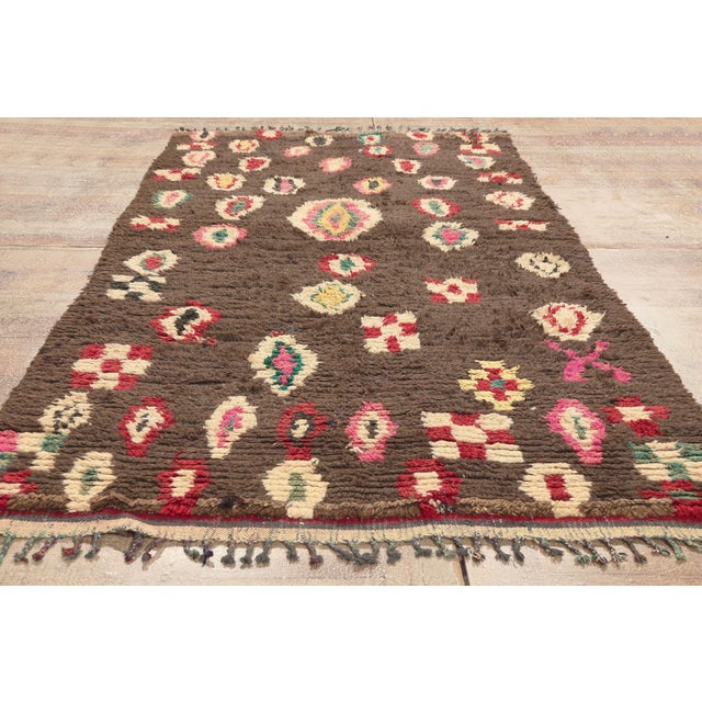 Earth-Tone Vintage Azilal Moroccan Rug, 04'01 X 07'11 For Sale - Image 9 of 10