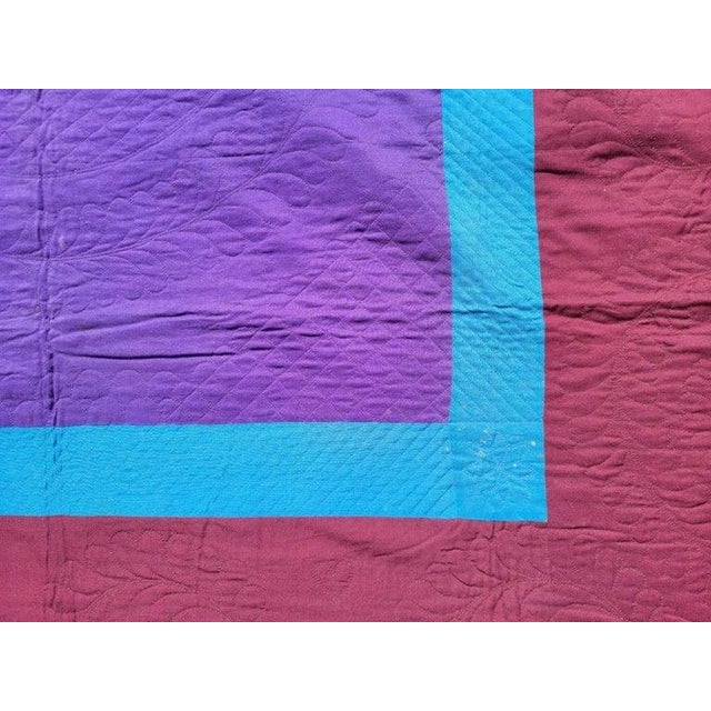 19th C Rare Center Square Amish Lancaster, Pennsylvania Quilt For Sale - Image 4 of 9