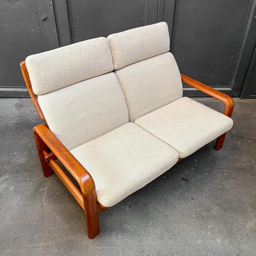 Wood Danish Sofa in Teak For Sale - Image 7 of 18