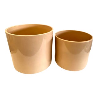 Large Vintage Gainey Ceramic California Pottery Planters in Taupe - a Pair For Sale
