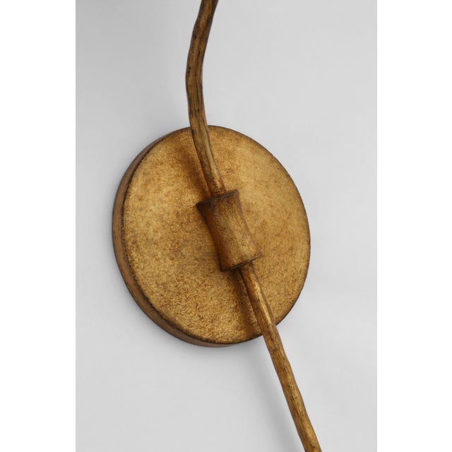 Traditional Ian K. Fowler for Visual Comfort Signature Belfair Large Tail Sconce in Gilded Iron For Sale - Image 3 of 6