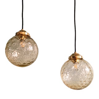 Pendant Lights in Amber Bubbled Glass, 1970s, Set of 2 For Sale