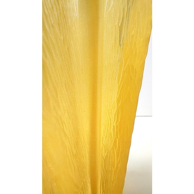 Art Deco Star Shaped Yellow Glass Vase by Pierre Davesn for Daum, 1940s For Sale - Image 12 of 13
