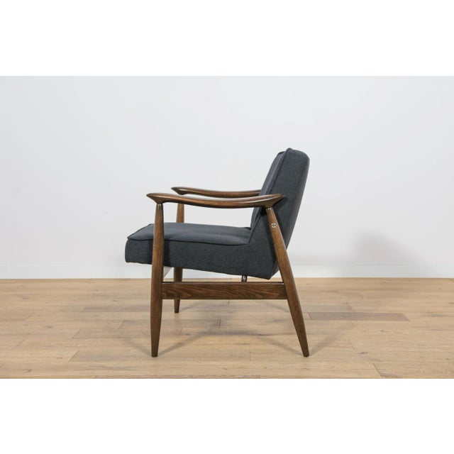 Mid-Century Modern GFM-87 Armchair by Juliusz Kedziorek for Gościcińskie Furniture, Poland, 1960s For Sale - Image 4 of 14