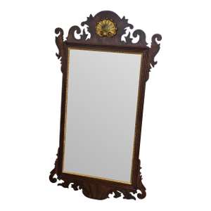 Late 20th Century Henkel Harris Mahogany Chippendale Shell Mirror Looking Glass #29 Stain