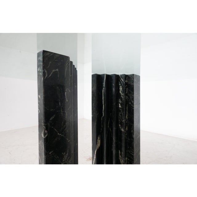 Mid-Century Modern Dining Table in Marble and Glass attributed to Carlo Scarpa, Italy, 1960s For Sale - Image 6 of 10