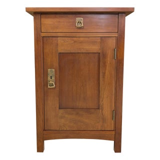 Stickley Mission Cherry Wood Cabinet Hinged For Sale