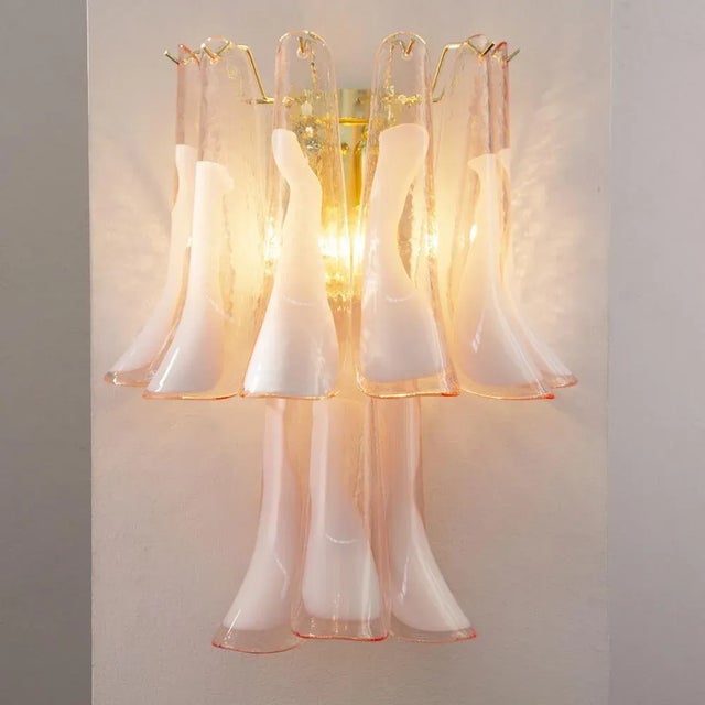 Large Petal Wall Light in Pink Murano Glass with White Decoration, Italy, 1990s For Sale - Image 9 of 12