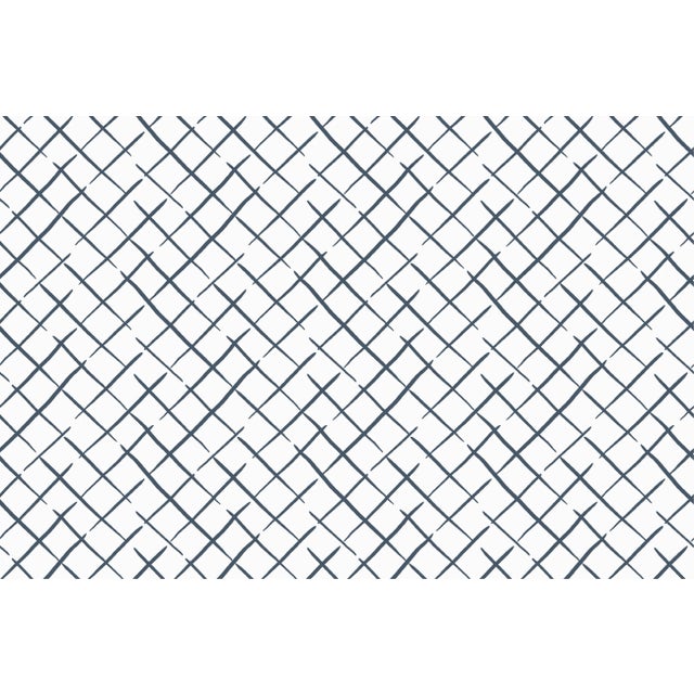 A fabulous and fresh take on lattice, a freeform, painterly design that marries tradition with contemporary stylings....