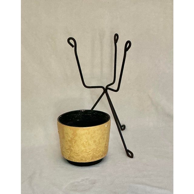 1950s Vintage Mid-Century Modern Atomic Age Plant Stand With Ceramic Pottery, Circa 50s For Sale - Image 5 of 12