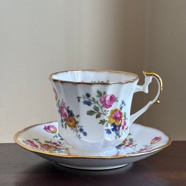 White Mid-20th Century English Bone China Teacup For Sale - Image 8 of 17